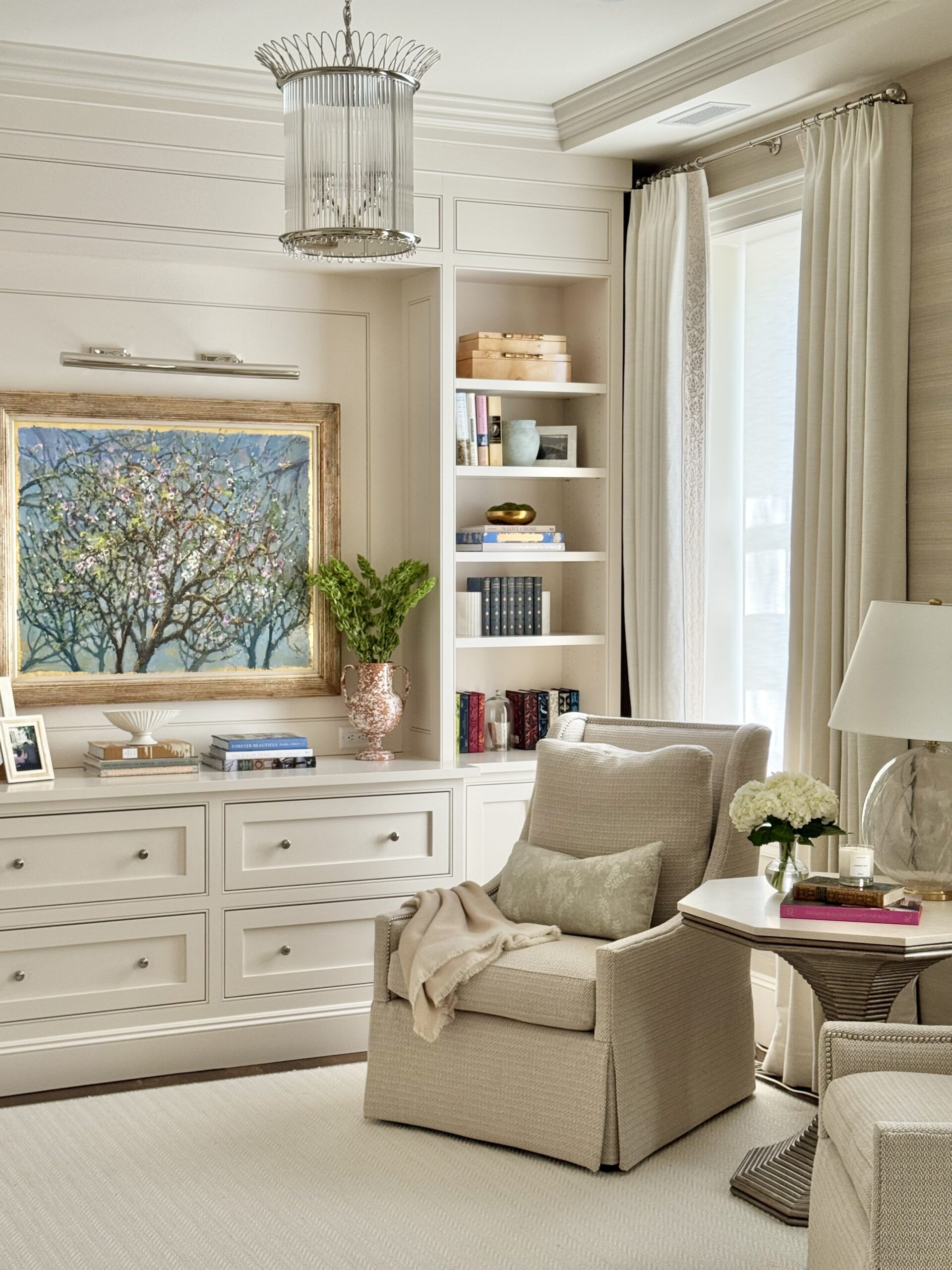 Elements of Style – Bookshelf Accessory...